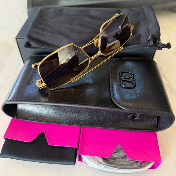 Valentino V-SEI VLS 111B 58 Sunglasses Titanium - Picture 5 of 16